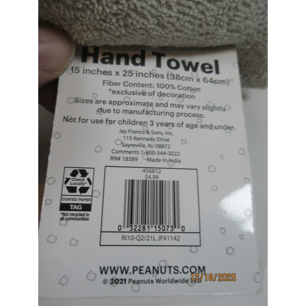 Peanuts Charlie Brown Snoopy Christmas Hand Towel 15 x 25 Cotton Holiday Decor